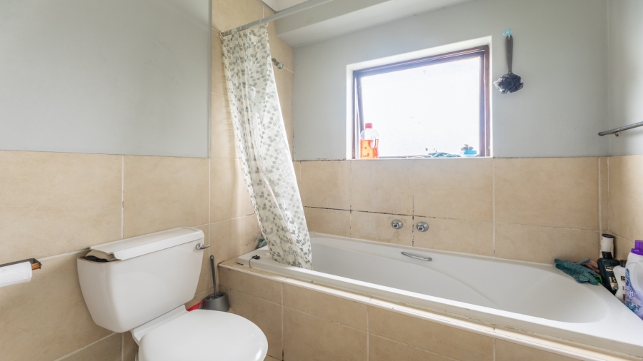 2 Bedroom Property for Sale in Parklands Western Cape